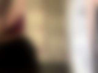 Live cam show with RosalindaCavalieri - Body Massage on Free Soda