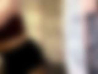 Live-Cam-Show mit RosalindaCavalieri - Cuckold auf Camsoda