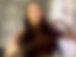 Live cam show with RosalindaCavalieri - Bedroom Black on Camsoda