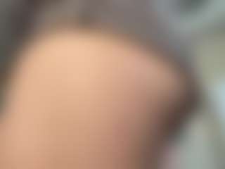 AidaGravette's Live Sex Cam Show