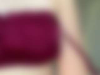 AidaGravette's Live Sex Cam Show