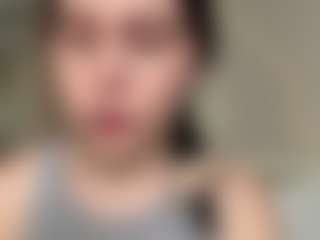 AidaGravette's Live Sex Cam Show