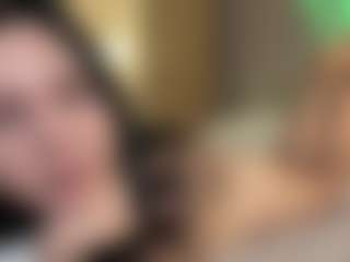 AidaGravette's Live Sex Cam Show