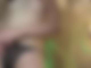 AidaGravette's Live Sex Cam Show