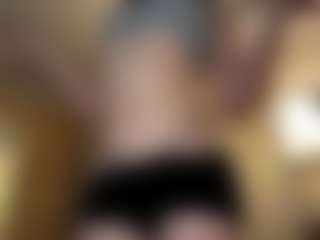 Live cam show with AidaGravette - Camel Toe on xxxlivecams.org