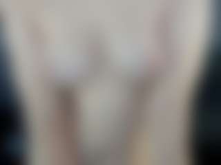 Alessia-Alessia's Live Sex Cam Show