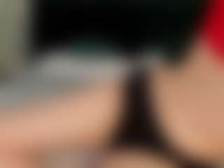 Live cam show with Alessia-Alessia - Cowgirl on Camming Site