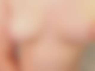 Alessia-Alessia's Live Sex Cam Show