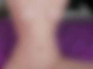 Alessia-Alessia's Live Sex Cam Show