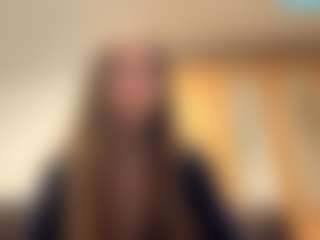 Live cam show with CarylGillece - Solo on Camsoda