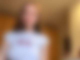 Live cam show with CarylGillece - Solo on eurowanks.com