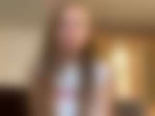 Live cam show with CarylGillece - Black Petite on CamClone