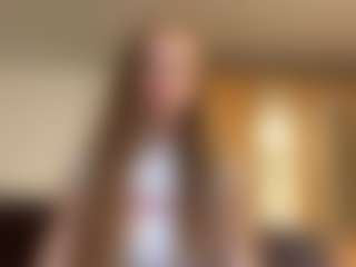 Live cam show with CarylGillece - Solo on instabang