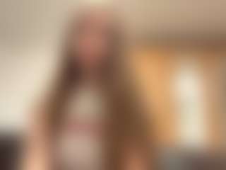Live cam show with CarylGillece - Black Petite on sexylive.show