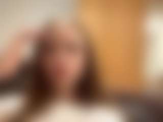CarylGillece's Live Sex Cam Show