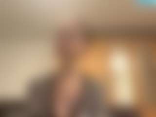 Live cam show with CarylGillece - Black Squirt on Camsoda Late Night