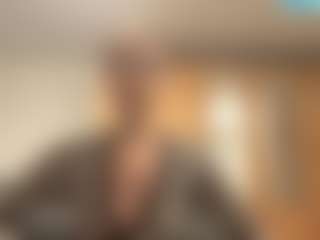 Live cam show with CarylGillece - Ebony on Soda Cam | georgia