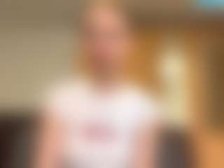CarylGillece's Live Sex Cam Show