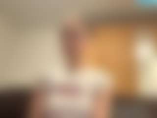 CarylGillece's Live Sex Cam Show