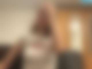 CarylGillece's Live Sex Cam Show