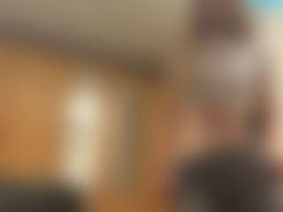 CarylGillece's Live Sex Cam Show
