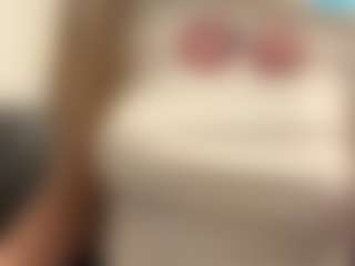 CarylGillece's Live Sex Cam Show