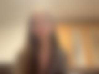 Live cam show with CarylGillece - Facial on Camsoda