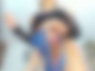 dani-sweet-ts's Live Sex Cam Show