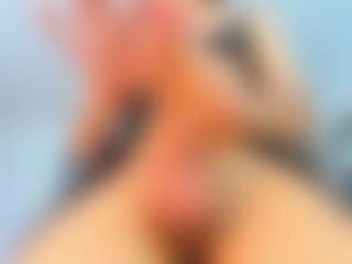 dani-sweet-ts's Live Sex Cam Show
