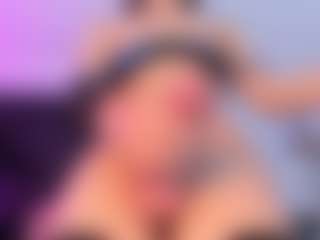 dani-sweet-ts's Live Sex Cam Show