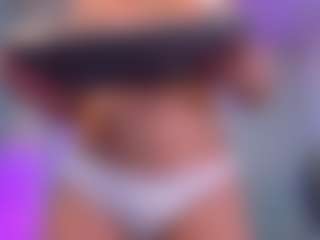 Danni-gh's Live Sex Cam Show