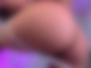 Danni-gh's Live Sex Cam Show