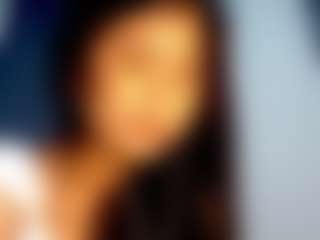 Live cam show with HeideMoeser - Bikini on SmokeAndPoke