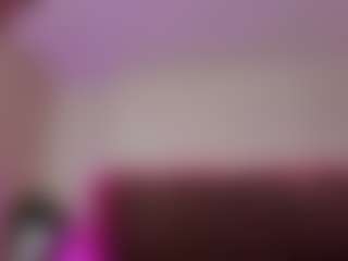 JuneCandy18's Live Sex Cam Show