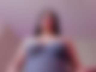 JuneCandy18's Live Sex Cam Show