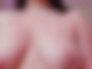 JuneCandy18's Live Sex Cam Show