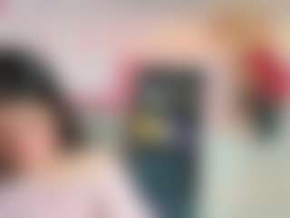 JuneCandy18's Live Sex Cam Show
