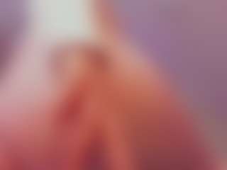 JuneCandy18's Live Sex Cam Show