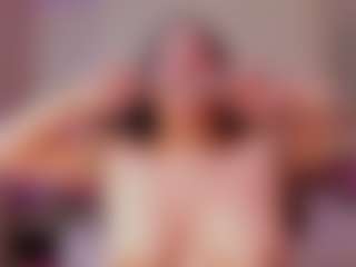 Live cam show with JuneCandy18 - Small Tits on Camsoda