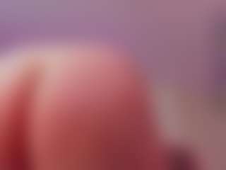 JuneCandy18's Live Sex Cam Show