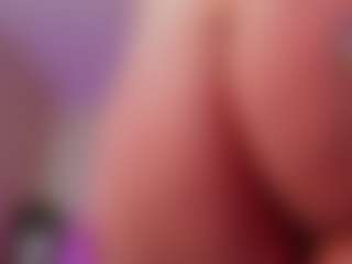 JuneCandy18's Live Sex Cam Show