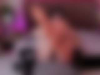 JuneCandy18's Live Sex Cam Show