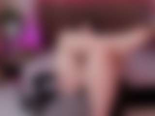 JuneCandy18's Live Sex Cam Show