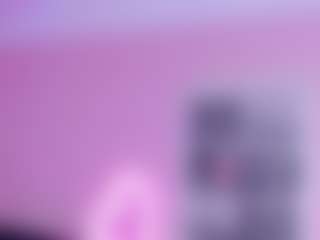 JuneCandy18's Live Sex Cam Show