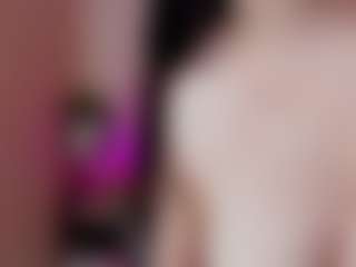 JuneCandy18's Live Sex Cam Show