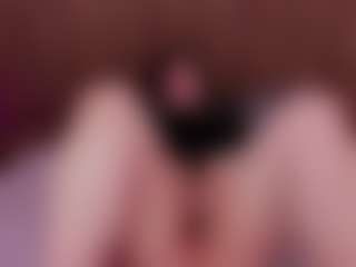 Live cam show with JuneCandy18 - New Teen (18+) on Milf Play