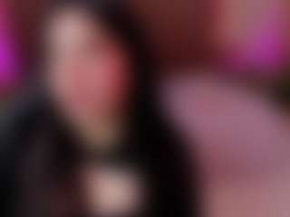 Live cam show with JuneCandy18 - New Teen (18+) on studioflirtlive.com