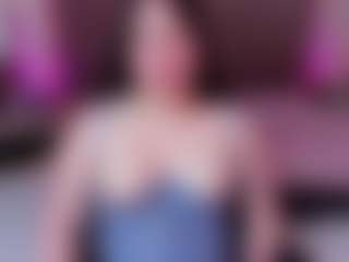 JuneCandy18's Live Sex Cam Show
