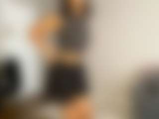 Live cam show with LashaundaGoodknight - Erotic on livesuperchat.net