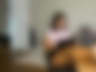 Live cam show with LashaundaGoodknight - Teen (18+) on googirlz